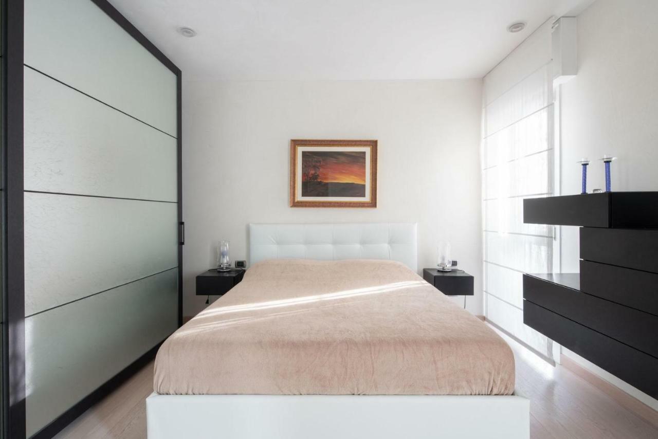 Immobiliare Jvl - Shopping Center Apartment