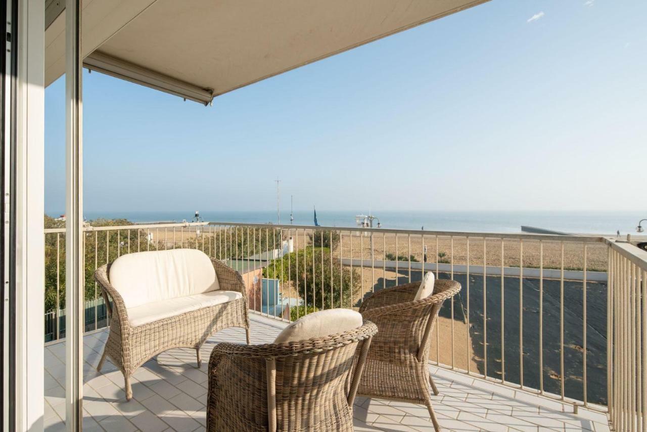 Immobiliare Jvl - Shopping Center Apartment