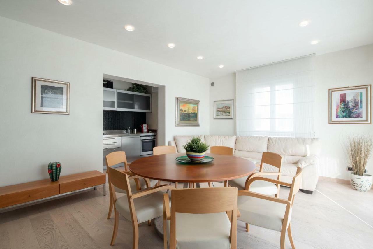Immobiliare Jvl - Shopping Center Apartment *